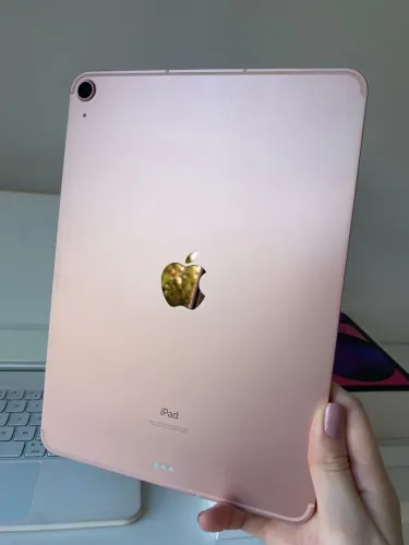 iPad Air 4 256GB - Wi-Fi Cellular + Apple Pencil e Teclado Magnético