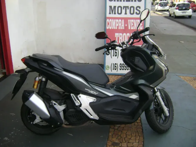 HONDA ADV 150 VERDE 2024