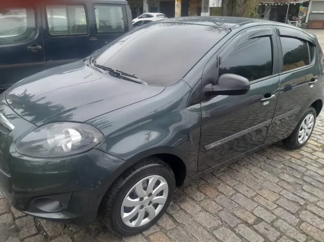 Fiat Palio Attractive 1.0 EVO Fire Flex 8V 5P 2013
