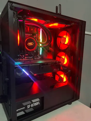 PC Gamer - Leia a descrição 