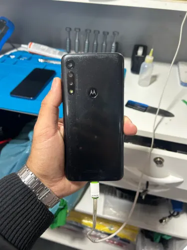 Moto g8 play 