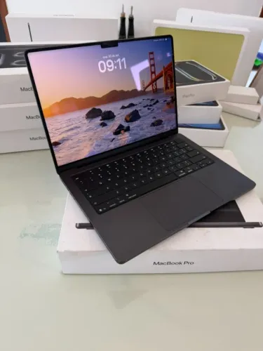 MacBook M5 PRO M5 PRO 24GB 1TB 14 Polegadas - Avaliamos o Seu - Parcele Em Até 18x