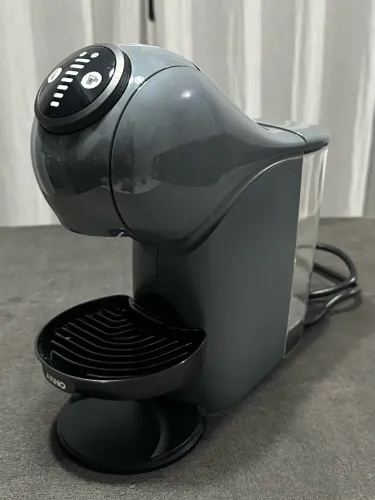 Cafeteira Arno Nescafé Dolce Gusto Genio S - Preta
