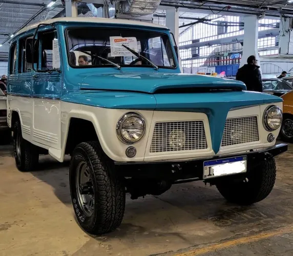 Ford Willys Rural 4X4 1974