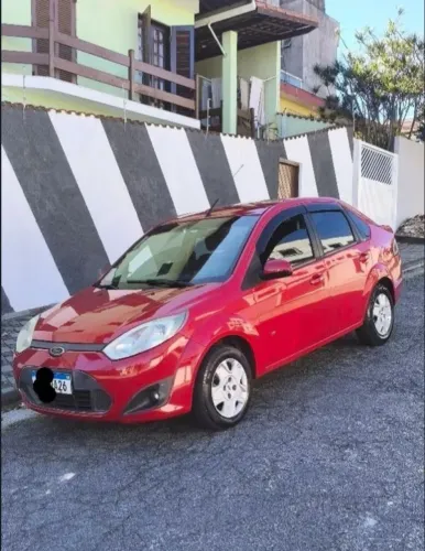 Ford Fiesta Sedan SE 1.6 8V Flex 4P 2014