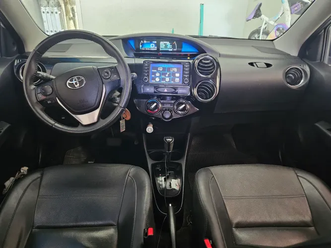 Toyota Etios Platinum 1.5 Flex 16V 4P Aut. 2019