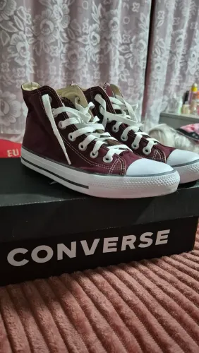 All Star vinho