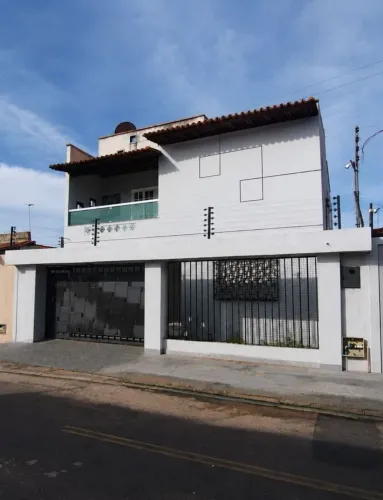 Casa de Alto Padrão no Mocambinho