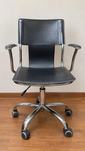 Vendo de couro por 220 reais