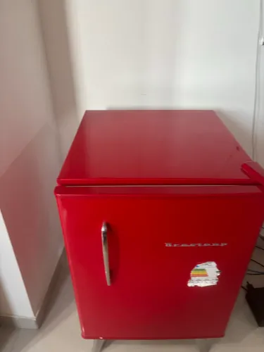 Frigobar Brastemp Retrô pouco uso 1100