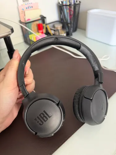 Fone de ouvido headphone JBL preto 