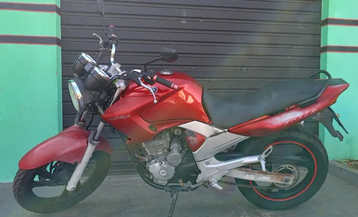 Fazer 250
