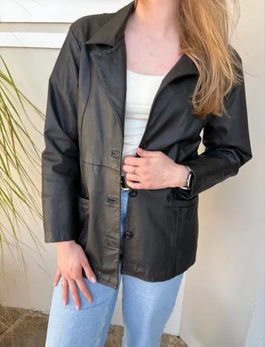 Blazer feminino couro legitimo preto, tamanho M