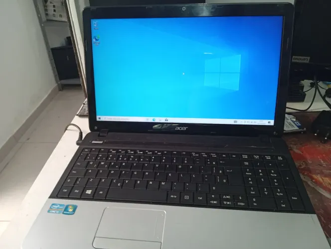 acer 15.1, i3 8gb 1tb de armazenamento