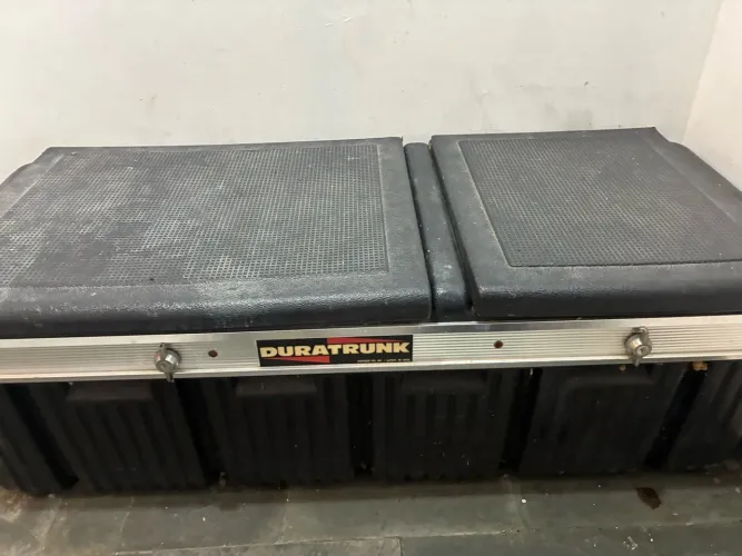 Baú Duratrunk original Americano para caçamba de caminhonete