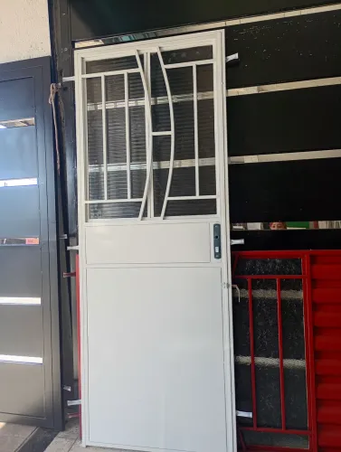 Porta padrão 80x2.10