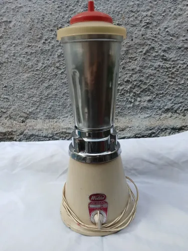 Liquidificador Walita retrô completo