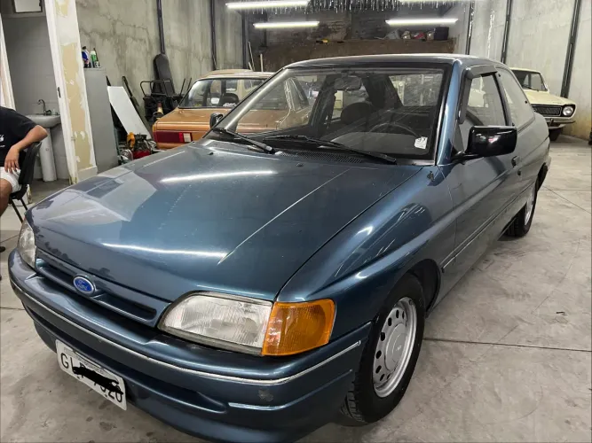 Ford Escort L 1.8i / 1.8 1993