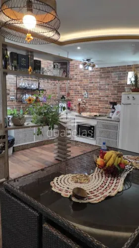 Linda casa em condomínio Terra Nova
