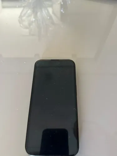 iPhone 15 Pro 256 g sem detalhe