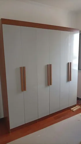 GUARDA ROUPAS - NUNCA USADO!