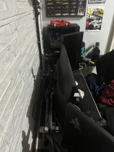 Suporte articulado para 3 monitores novo