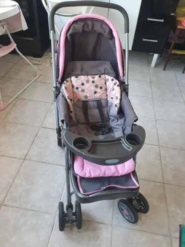 Carrinho de bebê