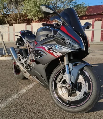 BMW S 1000 RR 2022 impecavel