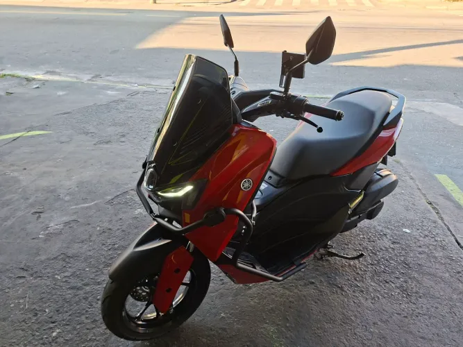 Nmax 25/25 moto com baixo km único dono revisões em dia com protetor de carenagens Scan