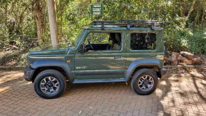 Suzuki Jimny Sierra 4style 1.5 16V AUT 2023