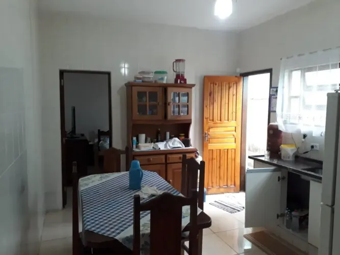 Imóvel para venda possui 86 metros quadrados com 2 quartos em Melvi - Praia Grande - SP