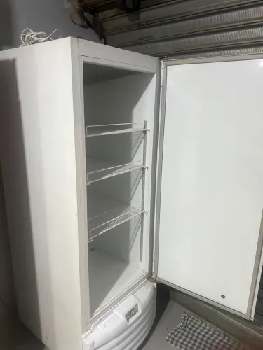 Geladeira para adega