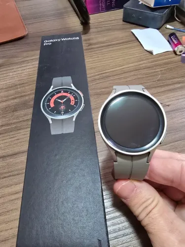 Samsung Galaxy Watch 5 Pro (45mm) - Impecável + Caixa, Manual e Nota Fiscal