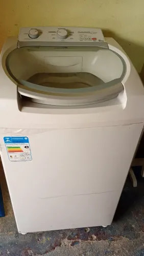 MÁQUINA DE LAVAR ROUPA ELETROLUX 