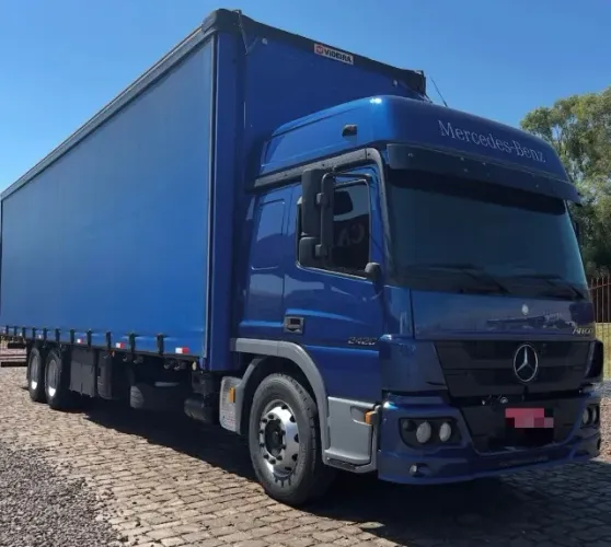 Mb Atego 2426 2017 6x2 Baú sider