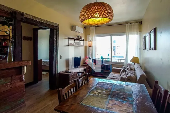 Apartamento à Venda - Menino Deus, 2 Quartos, 107 m2