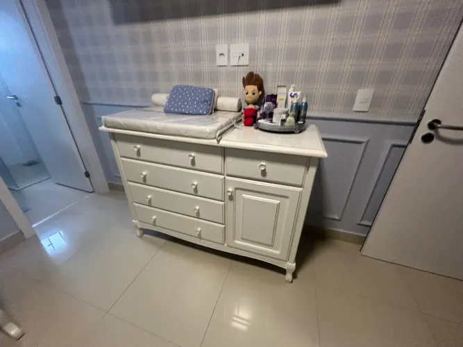 Cômoda 5 gavetas e 1 porta - quarto bebê