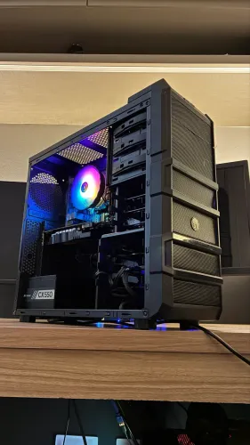 PC GAMER AMD FX 4300 / 8GB RAM / GTX 550 Ti + SSD 240GB - Perfeito Estado!!