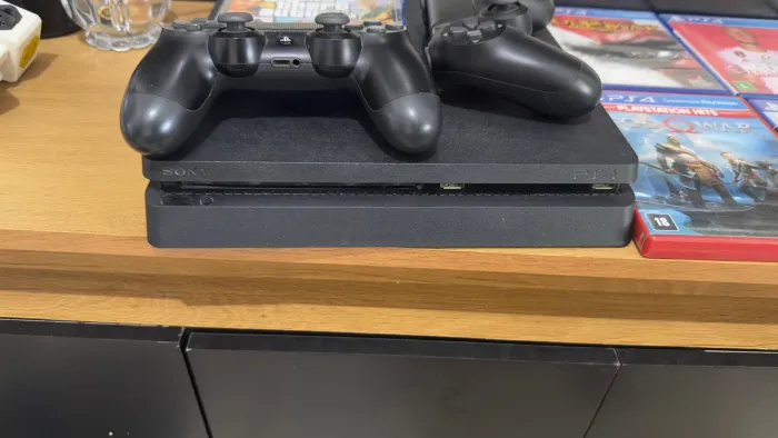 Vendo ps4 seminovo