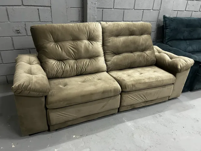 Sofá Retrátil e Reclinável 2.20m NOVO ( Direto da Fábrica )