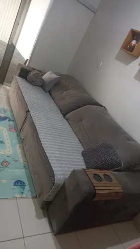Vendo sofá semi novo bem conservado!