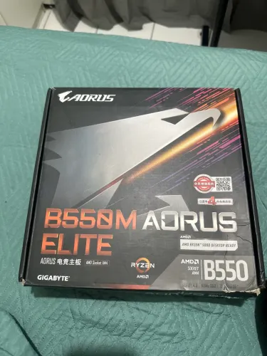 Placa Mãe B550M Aorus Elite com Defeito