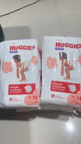 Fralda huggies tamanho M