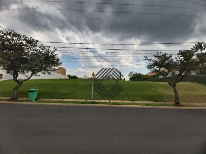 Terreno à venda com 450 m² - Condomínio Ângelo Vial - Parque Campolim - Sorocaba/SP