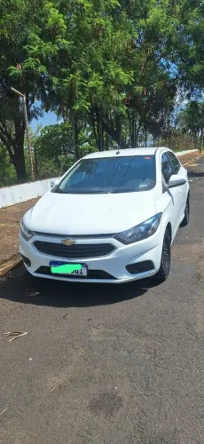 Chevrolet Onix Hatch LT 1.0 8V Flex Mec. 4P 2018