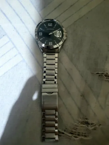 Relógio mondaine