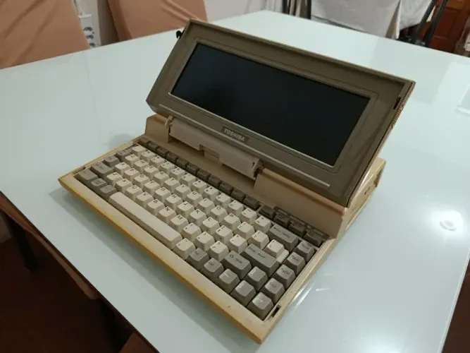 Toshiba T1000 para colecionador