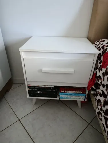 2 cômodas por 200