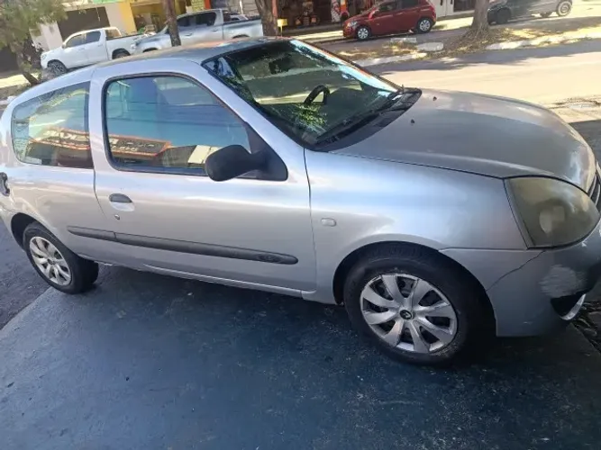 Renault Clio Authentique 1.0 8V 3P 2006