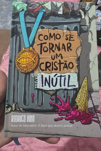 VENDO LIVROS USADOS EM PERFEITO ESTADO